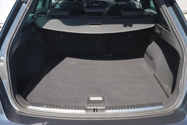 Seat LEON ST 1.5 TSI FR Business Intense 131PK Virtual Cockpit 18 inch LMV Half Leder Beats Audio Navigatie Clima Cruise Sfeerverlichting