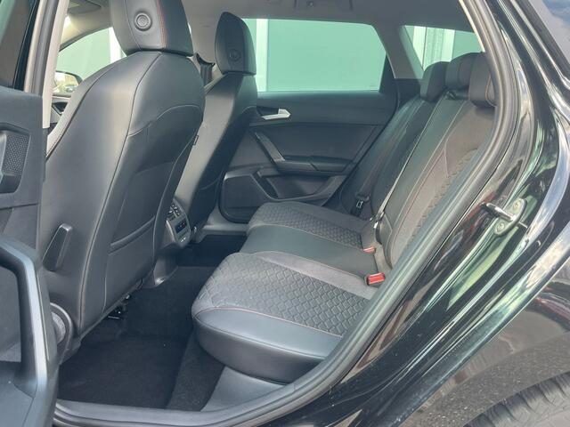 Seat LEON Sportstourer 1.5 eTSI 150pk DSG FR | ACC | Camera | Side Assist