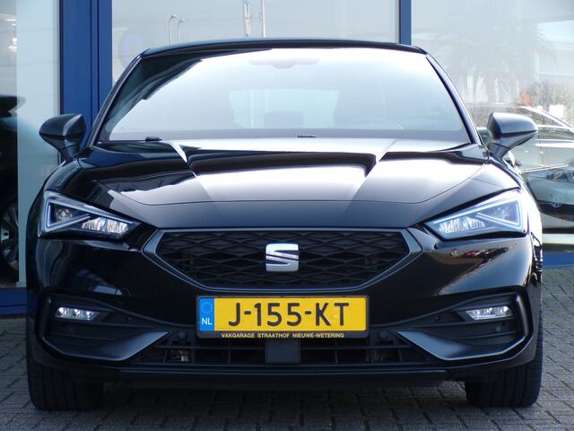 Seat LEON 1.5 eTSI FR Launch Edition 150 PK, Automaat / Carplay + Android Auto / Full LED / Virtual Cockpit / 18' Sportvelgen