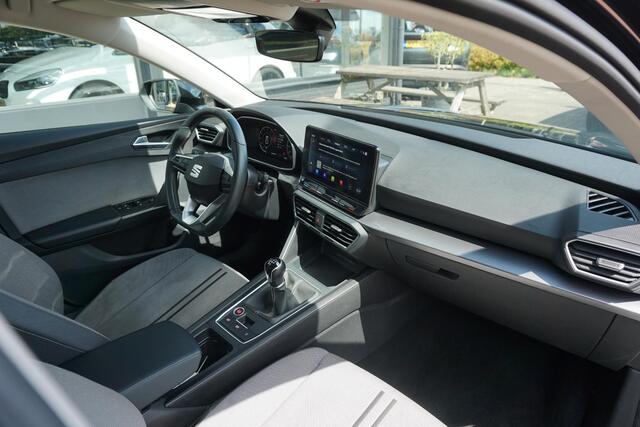 Seat LEON Sportstourer 1.0 TSI Style | groot navi | digitale cockpit