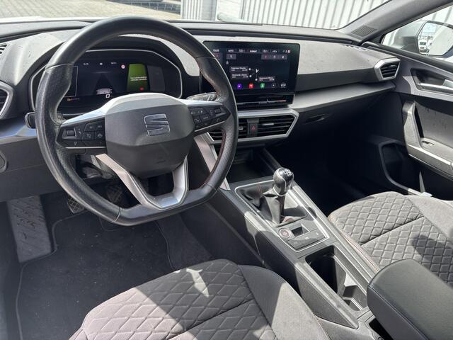 Seat LEON Sportstourer 1.5 TSI FR Launch Edition*ACC*HAAK*ECC*NAVI*LED*