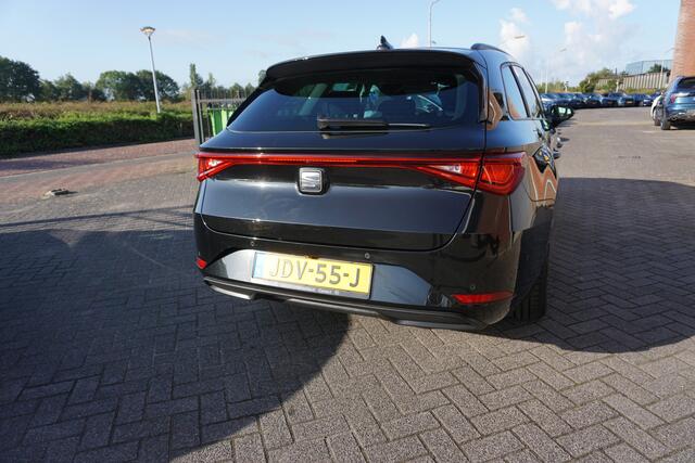 Seat LEON Sportstourer 1.5 eTSI 150PK AUTOMAAT STYLE CAMERA ANDROID-APPLECARPLAY(NAVI) STOEL+STUURVERWARMING PDC V+A ECC AIRCO CRUISECONTROL BLUETOOTH LMV ENZ...