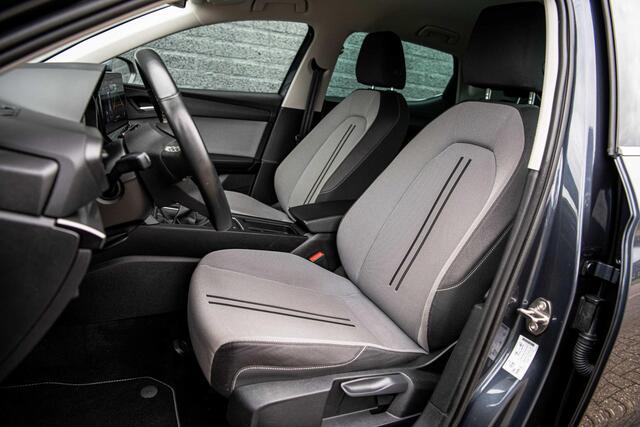 Seat LEON 1.0 TSI Style Launch Edition | Adaptive Cruise Control | Camera | Full Link