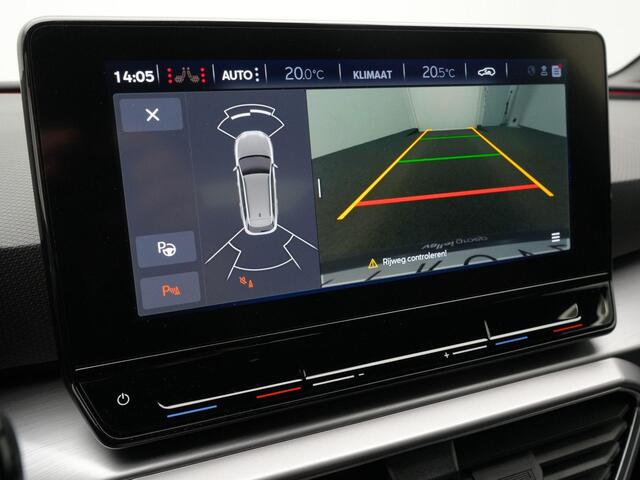 Seat LEON Sportstourer 1.4 TSI eHybrid 204 pk DSG FR Business Intense | Trekhaak | Full LED | Sportstoelen | Stoelverwarming | Achteruitrijcamera | 18 inch 'Performance'