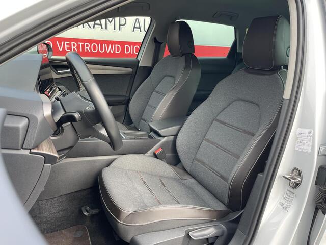 Seat LEON Sportstourer 1.5 TSI Xcellence 18"/Dodehoek/Stoel + stuurverwarming/Keyless/Adaptieve cruise/Apple Carplay & Android Auto/PDC