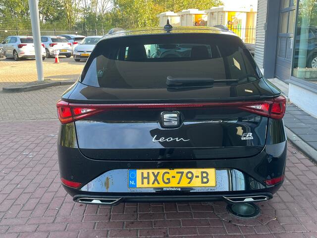 Seat LEON Sportstourer 1.5 TSI DSG e-Hybrid FR Business / 18'' LMV / Navigatie / Carplay / Achteruitrij camera / Adaptieve cruise control