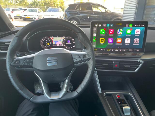 Seat LEON Sportstourer 1.5 TSI DSG e-Hybrid FR Business / 18'' LMV / Navigatie / Carplay / Achteruitrij camera / Adaptieve cruise control