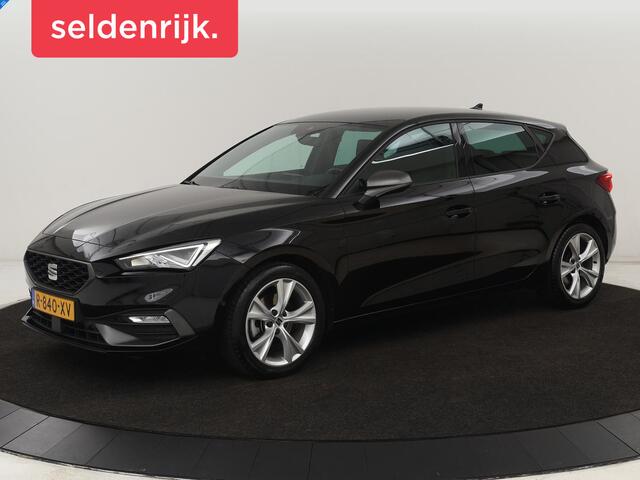 Seat LEON 1.0 TSI FR Intens | Stoel & stuurverwarming | Carplay | Camera | Adaptive cruise | Navigatie | Park Assist | Digital Cockpit | Keyless | Full LED