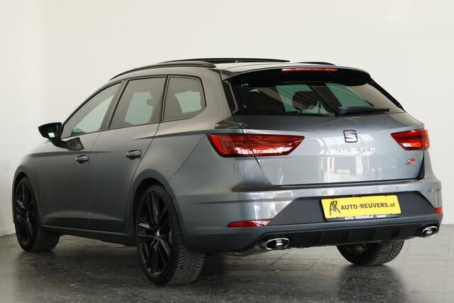 Seat LEON ST 2.0 TSI CUPRA 300 / Opendak / Kuipstoel / LED / ACC / CarPlay