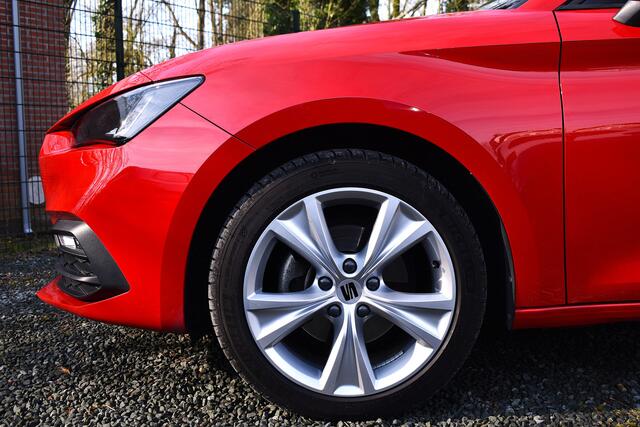 Seat LEON TSI 110PK STYLE BUSINESS VIRTUAL/PDC/ECC