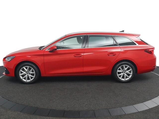 Seat LEON Sportstourer 1.5 eTSI Style Launch*AUTOM.*ACC*HAAK*ECC*CARPLAY*