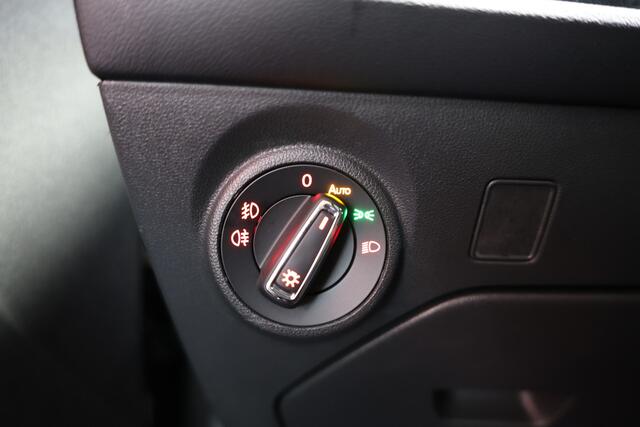 Seat LEON 2.0 TSI FR DSG VIRTUAL NAVI CARPLAY PDC MODI STOELVW '19