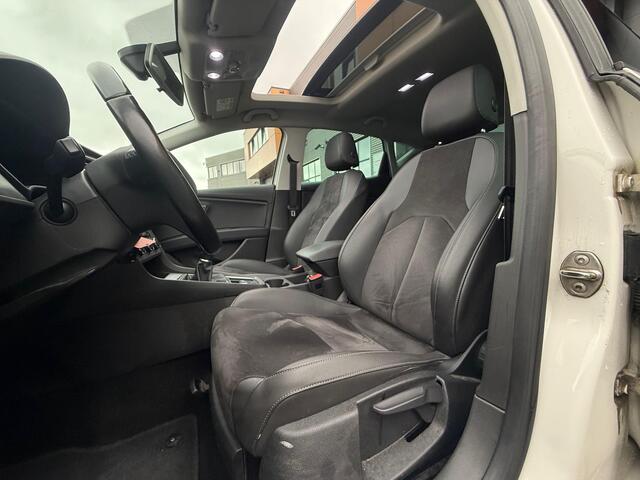 Seat LEON 1.2 TSI Excellence Pano Cruise CarPlay