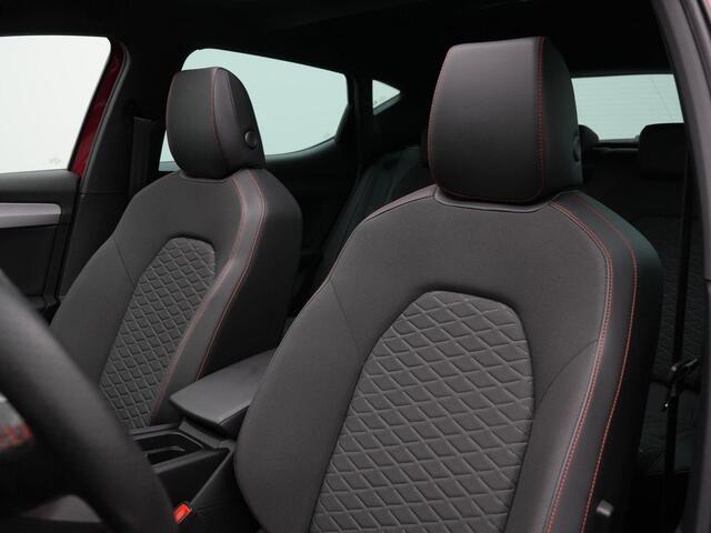 Seat LEON 1.5 eTSI 150 pk DSG FR Launch Edition | Panoramadak | Trekhaak | Navigatie | Parkeersensoren voor/achter