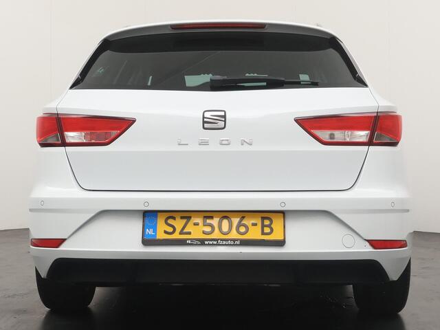 Seat LEON ST 1.0 EcoTSI Style Business Intense Automaat - Navigatie - Climate Control - Parkeersensoren