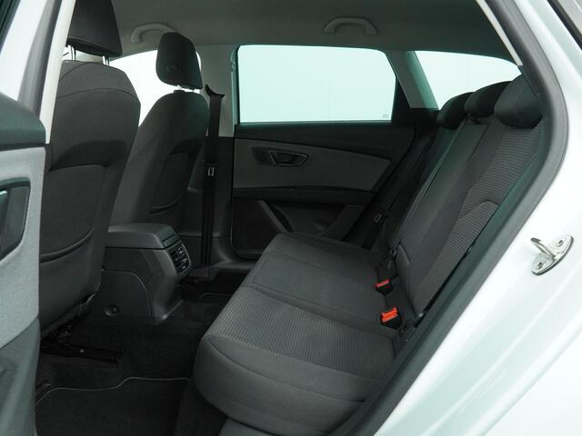 Seat LEON ST 1.0 EcoTSI Style Business Intense Automaat - Navigatie - Climate Control - Parkeersensoren