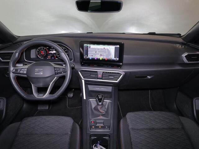 Seat LEON Sportstourer 1.0 TSI FR Business 110 pk | Verlengde garantie | Navigatie | Parkeersensoren achter | LED koplampen | Stoelverwarming | Keyless |