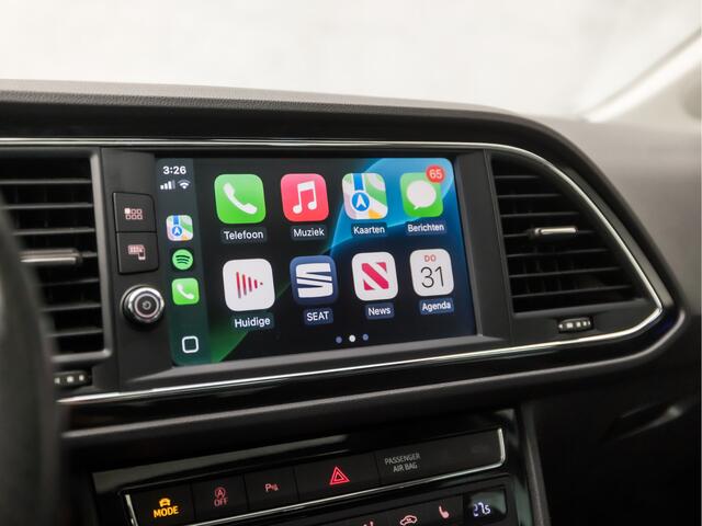 Seat LEON 1.5 TSI FR Sport 150Pk Automaat (SCHUIFDAK, APPLE CARPLAY, LEDER, CAMERA, BEATS AUDIO, STOELVERWARMING, SPORTSTOELEN, GETINT GLAS, LED KOPLAMPEN, LM VELGEN, CRUISE, NIEUWE APK, NIEUWSTAAT)