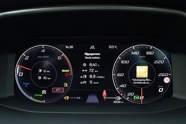 Seat LEON 1.4 TSI eHybrid PHEV FR Bus.Int. PANO CAMERA ACC CARPLAY