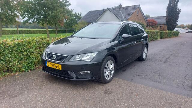 Seat LEON ST 1.6 TDI Style Business Intense CLIMA/NAVI BJ 2018
