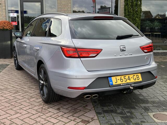 Seat LEON ST 1.5 TSI FR Ultimate Edition Black Sky | Trekhaak | Camera | NAP