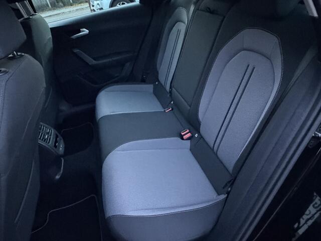 Seat LEON Sportstourer 1.0 TSI Style Business Intense | LM | Camera | PDC |