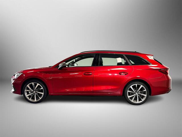 Seat LEON Sportstourer 1.4 TSI eHybrid PHEV FR Elektrische achterklep / Achteruitrijcamera / BeatsAudio / 18 inch lichtmetaal