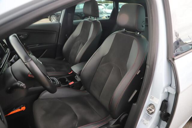 Seat LEON ST 1.0 TSI FR Ultimate Edition Virtual Cockpit Panoramadak 17 inch LMV Full LED Navigatie Achteruitrijcamera Carplay Beats Audio Navigatie Clima Cruise Stoelverwarming