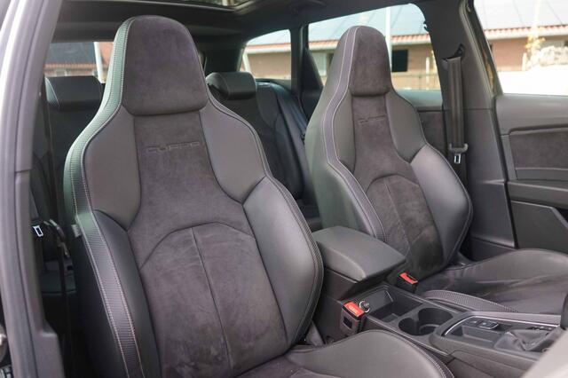 Seat LEON Cupra 300 4Drive Ultimate-edition/Pano/DCC/Schaalstoel/Beats/Sfe