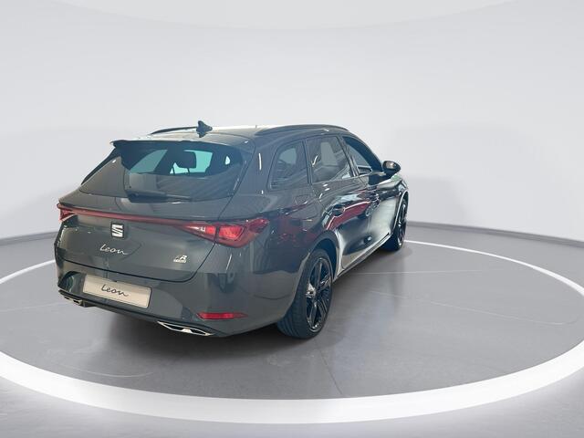 Seat LEON Sportstourer 1.5 TSI e-Hybrid FR Business 204 PK l Black Pack l Wegklapbare Trekhaak l Safe & Driving Pack