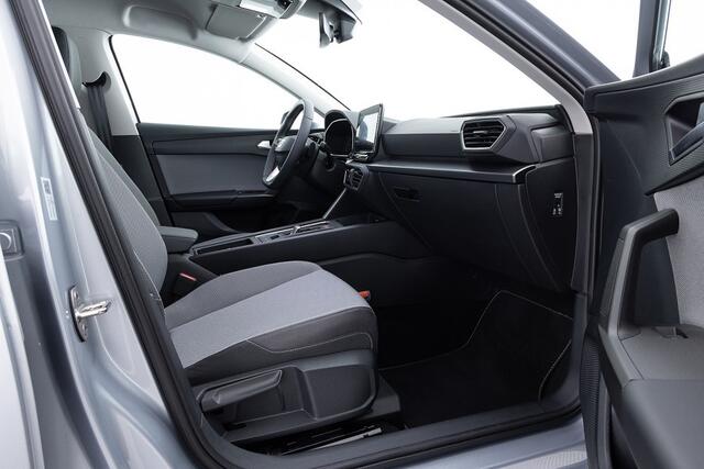 Seat LEON 1.0 eTSI Style Business Intense Automaat | NAVI | CAMERA