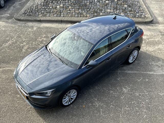 Seat LEON 1.5 eTSI XCELLENCE FR VIRTUAL COCKPIT FULL LED ADAP CRUISE SPORT STOELEN APPLE CARPLAY NAVI ECC