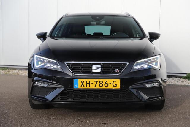 Seat LEON ST 1.5 TSI FR Business Intense 131PK Trekhaak 18 inch Full LED Navigatie Carplay Android Climate Cruise Control Rijstrooksensor
