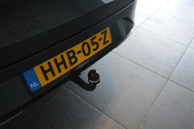 Seat LEON Sportstourer 1.5 TSI e-Hybrid FR navi clima cruise trekhaak 18 inch !!