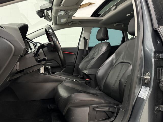 Seat LEON 1.8 TSI FR BnsI. *Pano*Automaat*Leder*