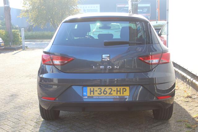Seat LEON 1.0 EcoTSI Style Business Intense All season banden l NAvi l Apple/Android carplay l cruise control l airco l lm velgen