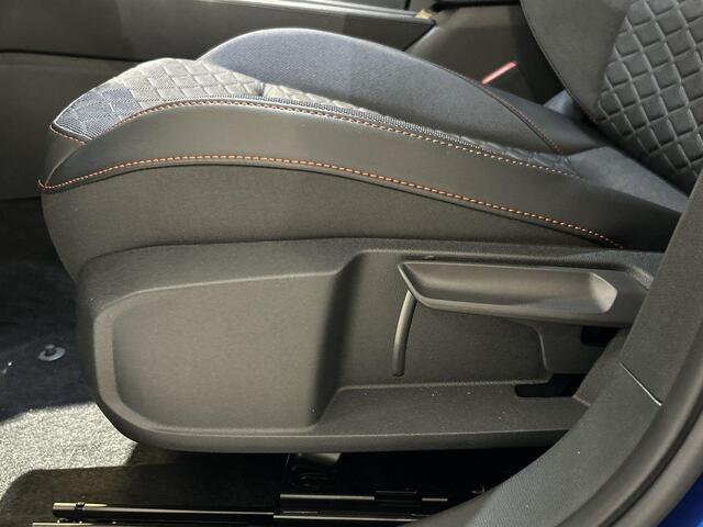 Seat LEON Sportstourer FR PHEV First Edition 1.5 TSI eHybrid 150kW / 204p k Stationwagen 6 versn. DSG | 18'' lichtmetalen Velgen | Metallic Lak |