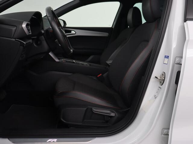 Seat LEON 1.4 TSI eHybrid PHEV FR | Stoelverwarming | Adaptive cruise | Camera | Carplay | Stuurverwarming | 18'' | Navigatie | Park Assist | Keyless | Sportstoelen | Plug In