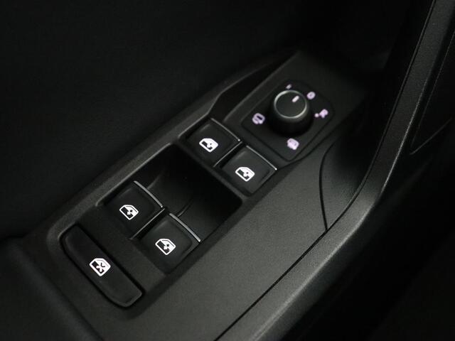 Seat LEON 1.4 TSI eHybrid PHEV FR | Stoelverwarming | Adaptive cruise | Camera | Carplay | Stuurverwarming | 18'' | Navigatie | Park Assist | Keyless | Sportstoelen | Plug In