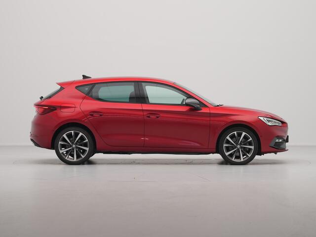 Seat LEON 1.4 TSI 204pk eHybrid PHEV FR Navigatie Camera Keyless Parkassist 18"velgen 29