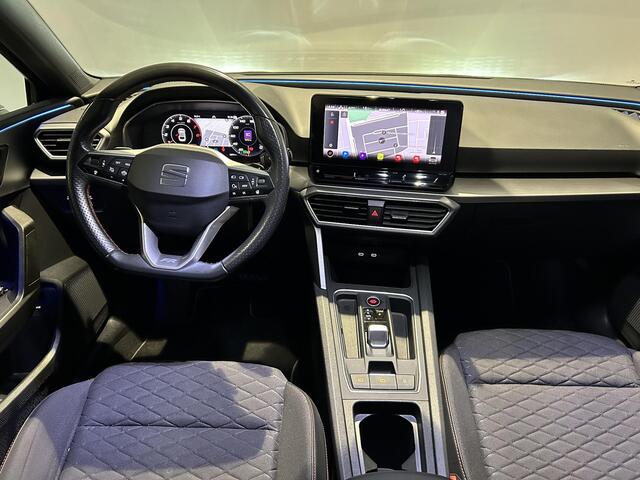 Seat LEON Sportstourer 1.5 eTSI FR | Navigatie | Achteruitrijcamera | Trekhaak