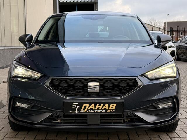 Seat LEON 1.5 eTSI FR | ACC | Park Assist | Interieurverlichting | Stoel/Stuurverwarming | Apple Carplay |