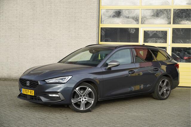 Seat LEON Sportstourer 1.5 TSI 150PK! FR Launch Edition BJ2020 Lmv 18" | Led V+A | Pdc | Navi | Elek. trekhaak | App-Connect | Virtual cockpit | Climate control | Cruise control | Sportstoelen | Zwarte hemel | FR Sport stuurwiel | Extra getint glas | Nw-model!