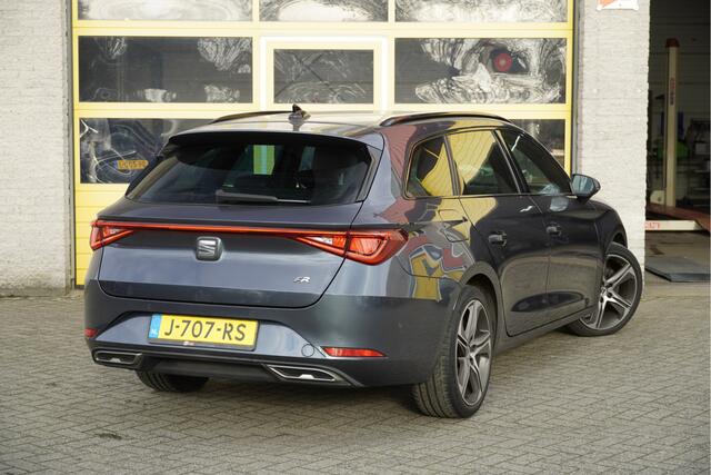 Seat LEON Sportstourer 1.5 TSI 150PK! FR Launch Edition BJ2020 Lmv 18" | Led V+A | Pdc | Navi | Elek. trekhaak | App-Connect | Virtual cockpit | Climate control | Cruise control | Sportstoelen | Zwarte hemel | FR Sport stuurwiel | Extra getint glas | Nw-model!
