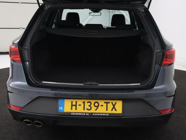 Seat LEON 1.5 TSI FR Ultimate Edition | Stoelverwarming | Carplay | Beats Pack | Adaptive cruise | Sfeerverlichting | Navigatie | Keyless | Virtual Cockpit | Climate control | Sportstoelen