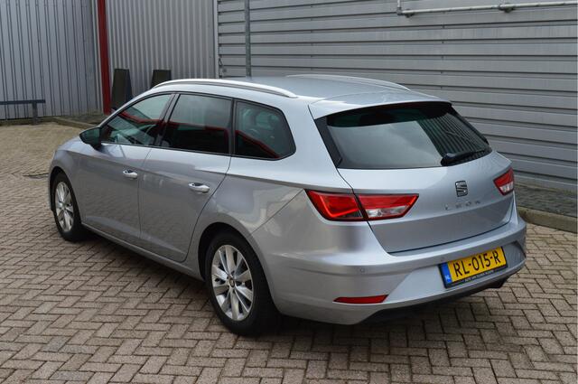 Seat LEON ST 1.0 EcoTSI Style Business Intense O.a: PDC, Keyless, Cruise, Clima, Navi, Carplay, Etc. All-in prijs!