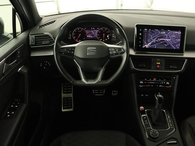Seat Tarraco 1.5 TSI FR | Trekhaak | Carplay | Camera | Adaptive cruise | Trekhaak | Navigatie | Memory | Full LED | Sfeerverlichting | Keyless | Park Assist | 20'' lichtmetalen velgen