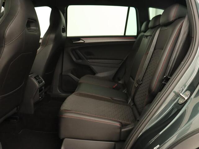 Seat Tarraco 1.5 TSI FR | Trekhaak | Carplay | Camera | Adaptive cruise | Trekhaak | Navigatie | Memory | Full LED | Sfeerverlichting | Keyless | Park Assist | 20'' lichtmetalen velgen