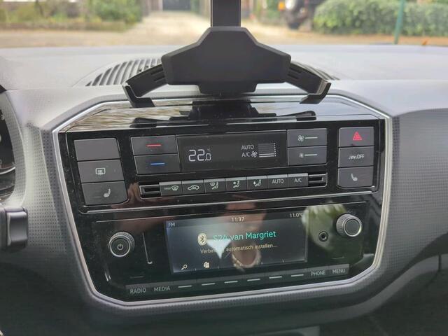 Skoda E-Citigo e-iV EV 83pk Ambition / Parkeersensoren Achter / Stoelverwarming / Climate Control