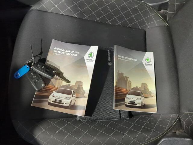 Skoda E-Citigo e-iV EV Style / PARK. SENSOREN/ CRUISE/ STOELVERWARM./ LANE ASSIST/ CLIMA/ BLUETOOTH/ GETINT GLAS/ 15" LMV